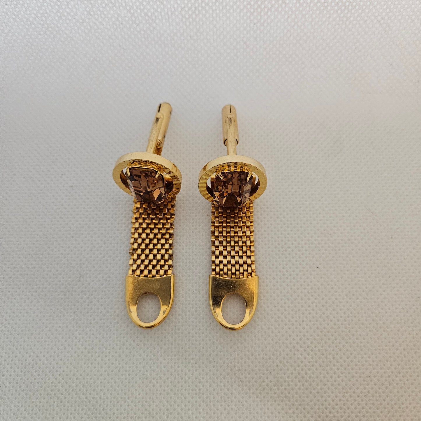 Pair Of Gold Tone Mesh Cufflinks With Brown Rhinestone Vintage